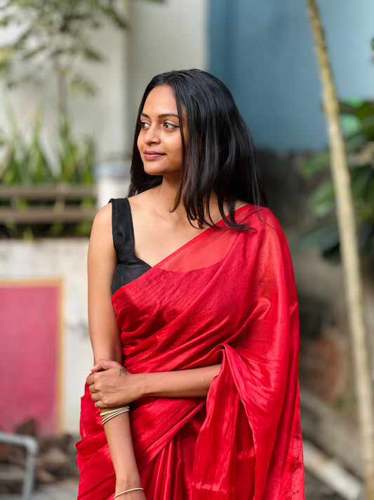 Minimalist - Red - Kaarmugizh