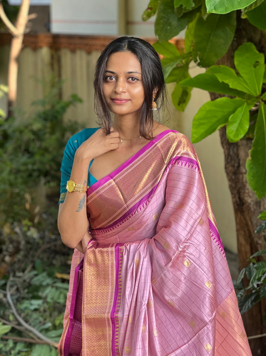 Kayal - pink - Kaarmugizh