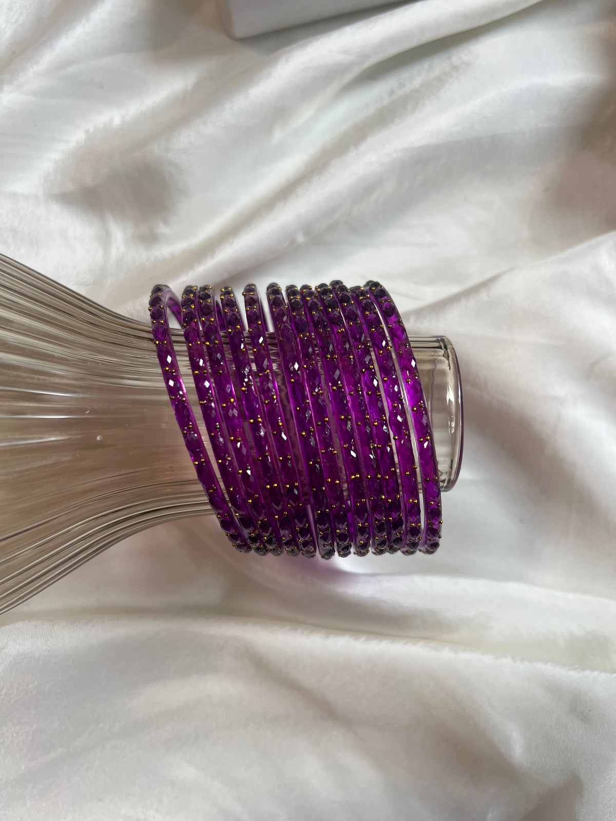 Raindrop glass bangle - Purple