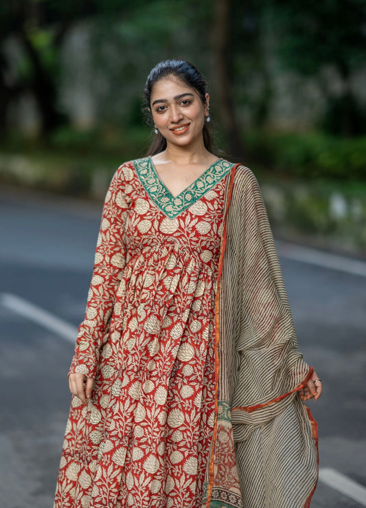 Varnika – Bagru Charm - Kaarmugizh