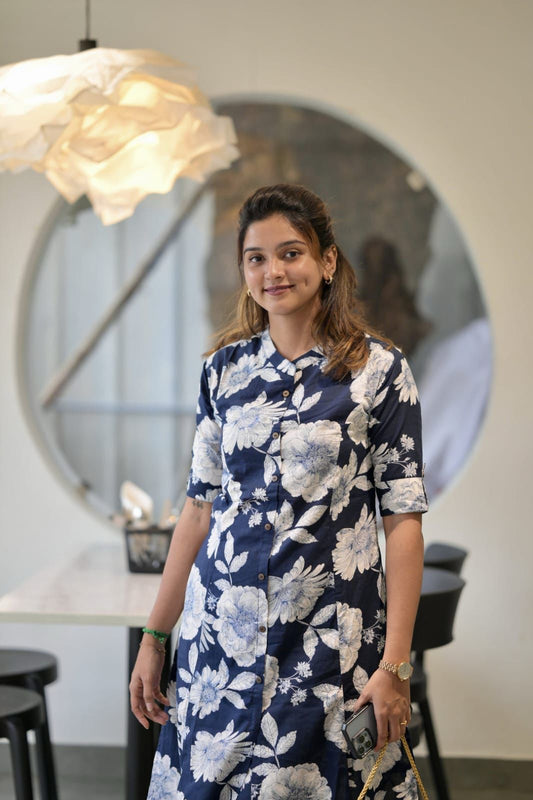 Kayalvizhi - Blue - Kaarmugizh