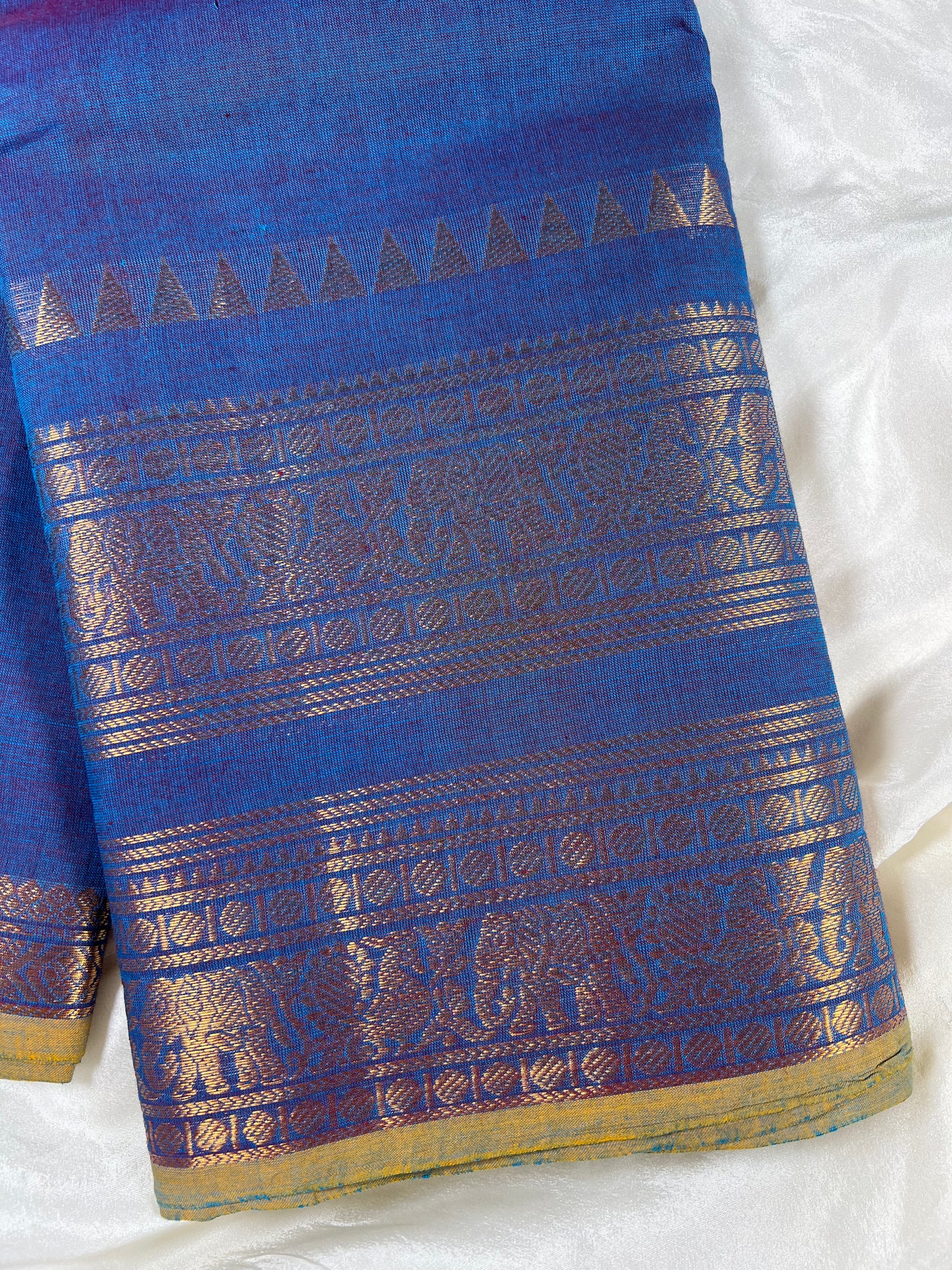 Iraivi - Blue