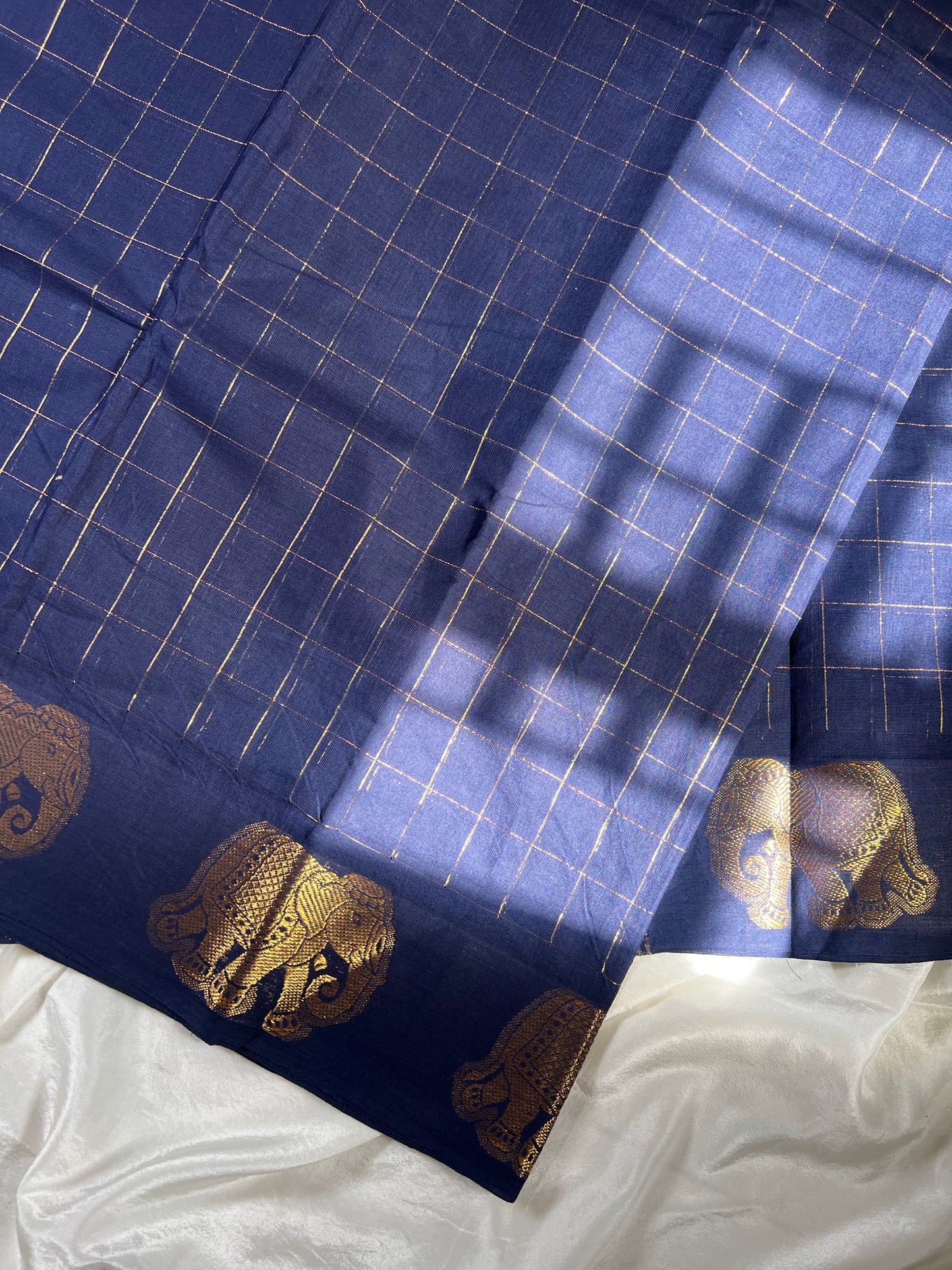 Iraivi checks - Blue