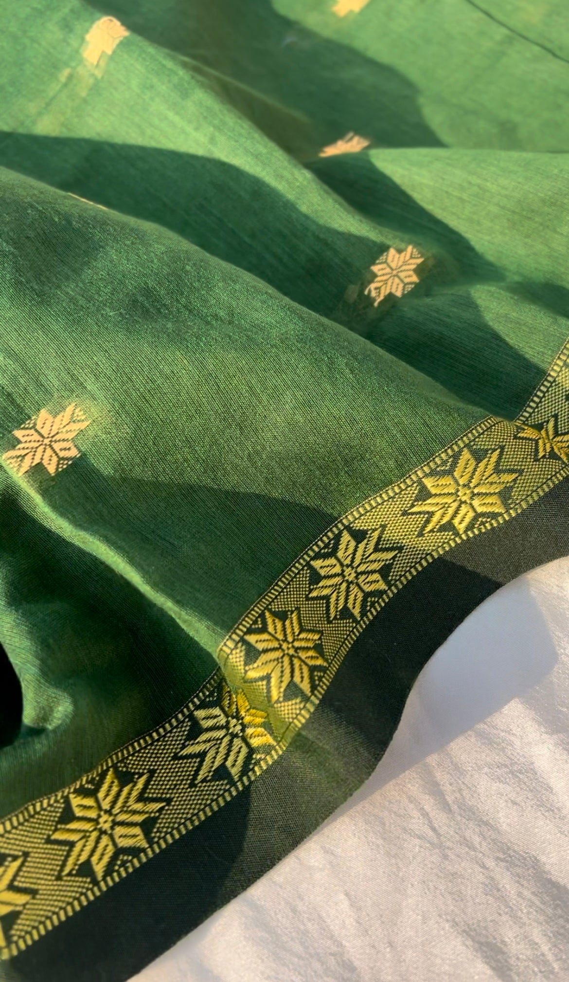 Aahana - green