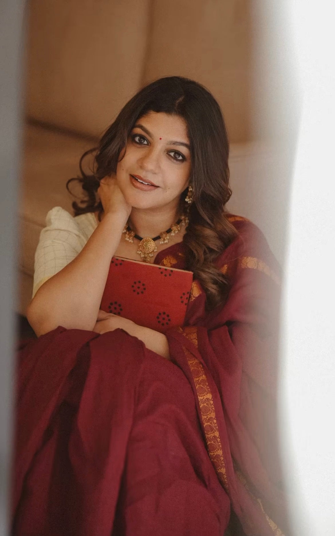 Vannam Plain Series - Maroon