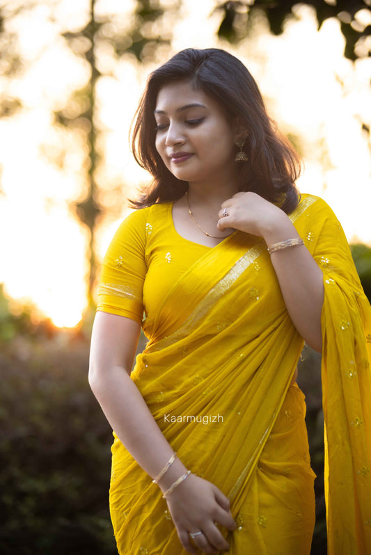 Golden Hour - Gold - Kaarmugizh