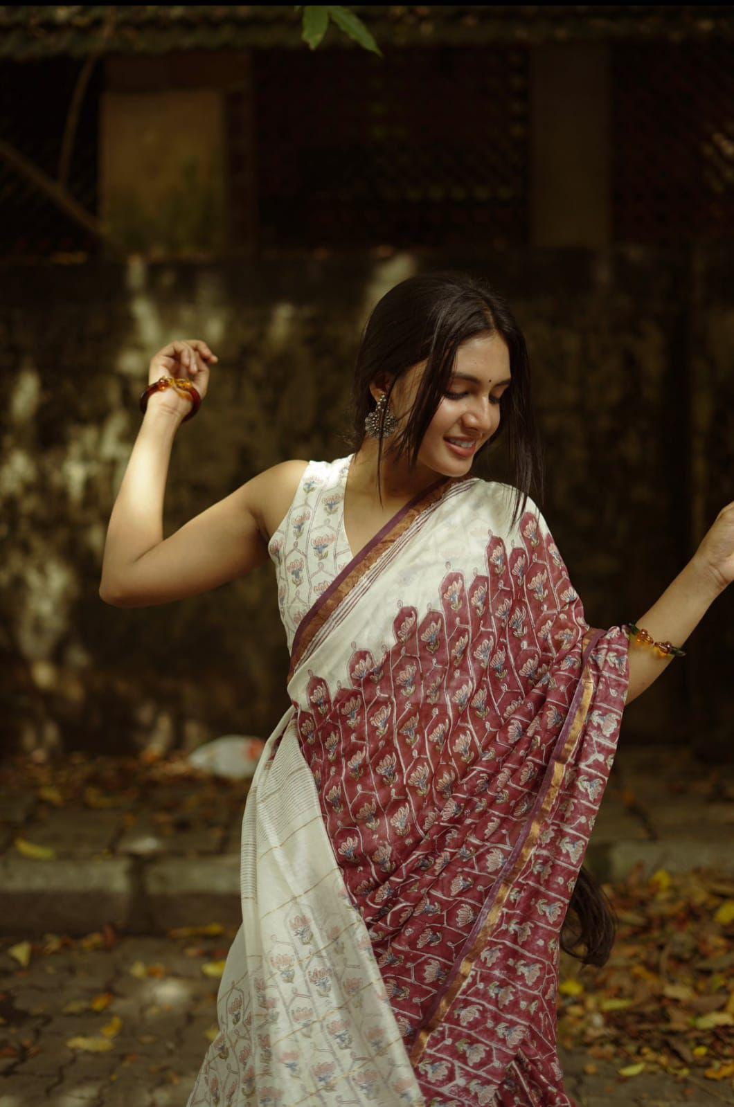 Pavani - Rosy Whispers
