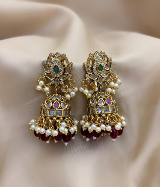 Jhumka- Pearl Stone - Kaarmugizh
