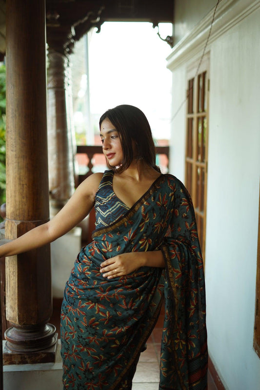 Pavani - Crimson Mirage - Kaarmugizh