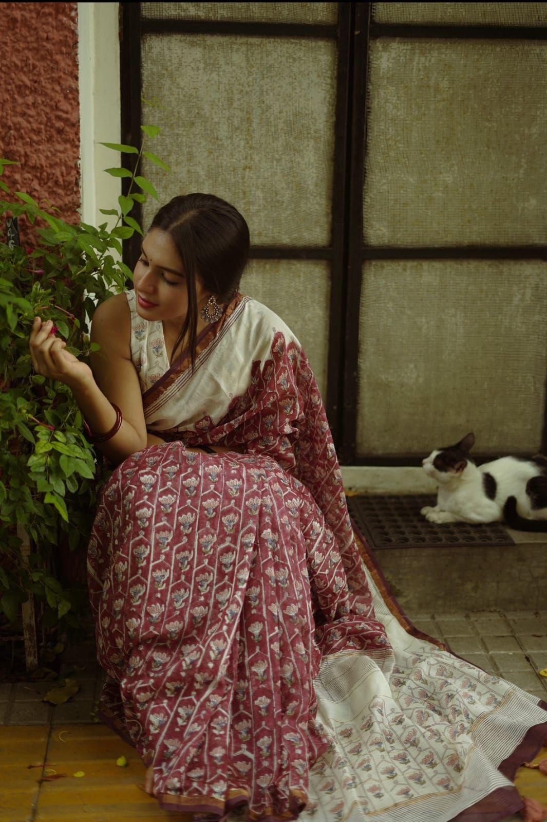 Pavani - Rosy Whispers