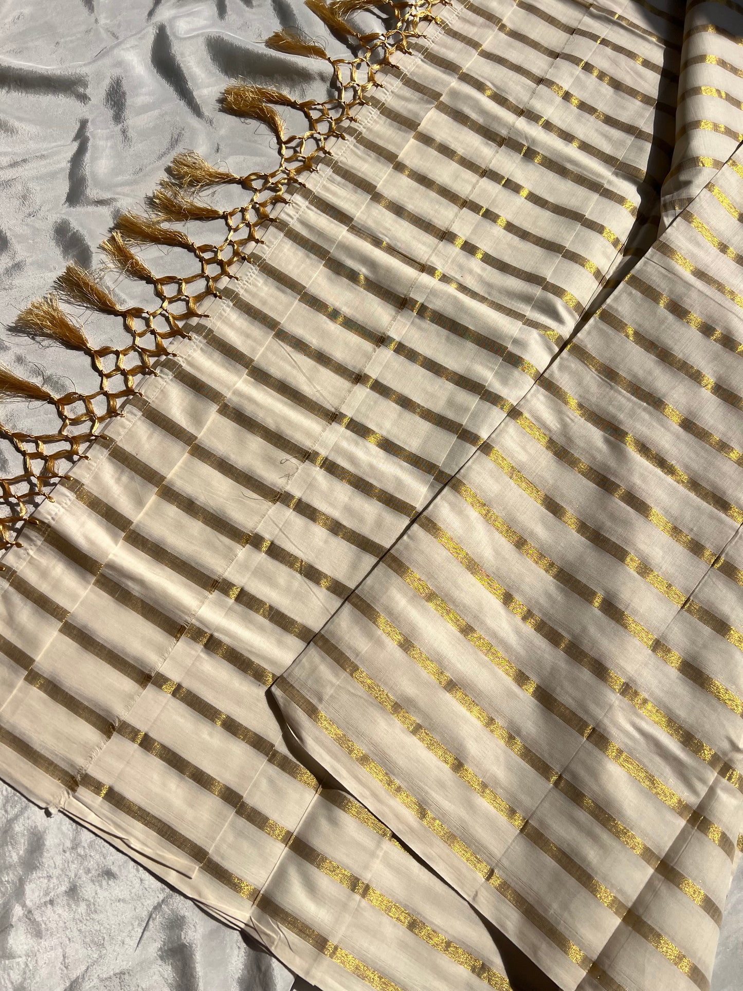 Kasavu Stripes