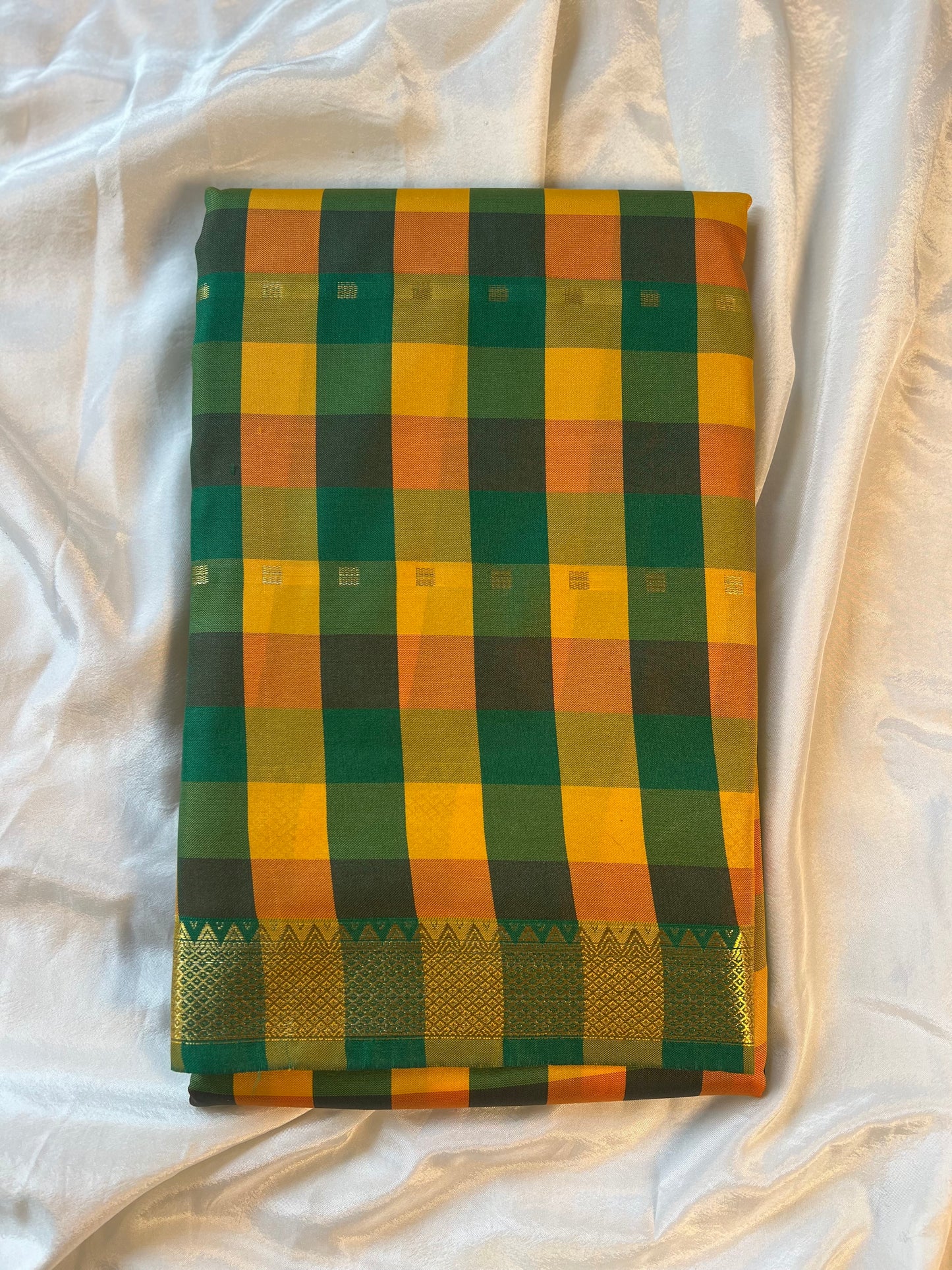 Radhai - Yellow Green