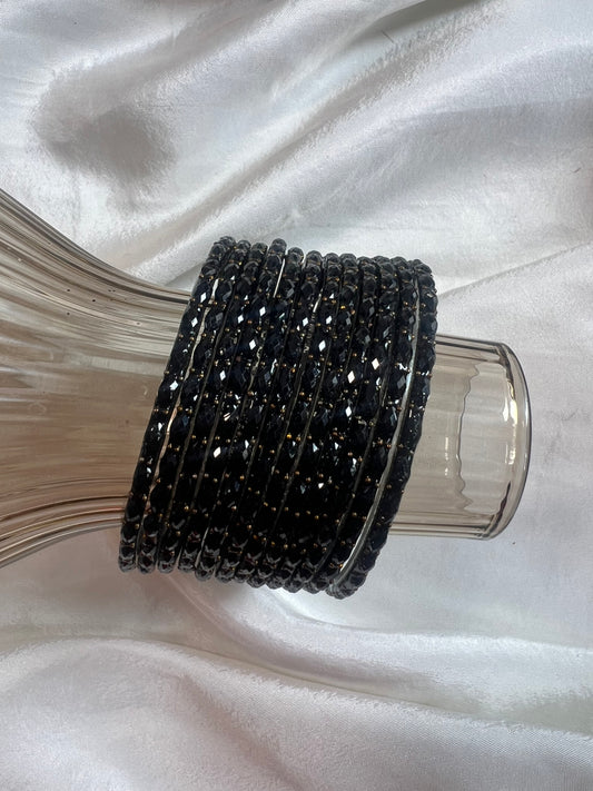 Raindrop glass bangle - Black