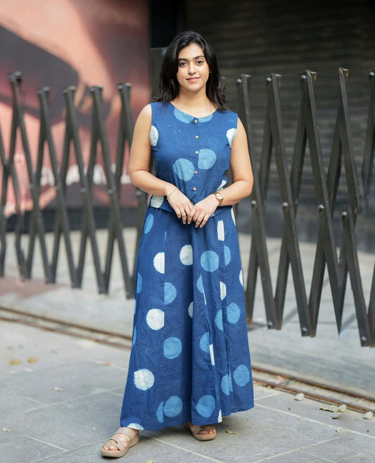 Indigo Printed Sleeveless Top with Flared Skirt Set - Kaarmugizh