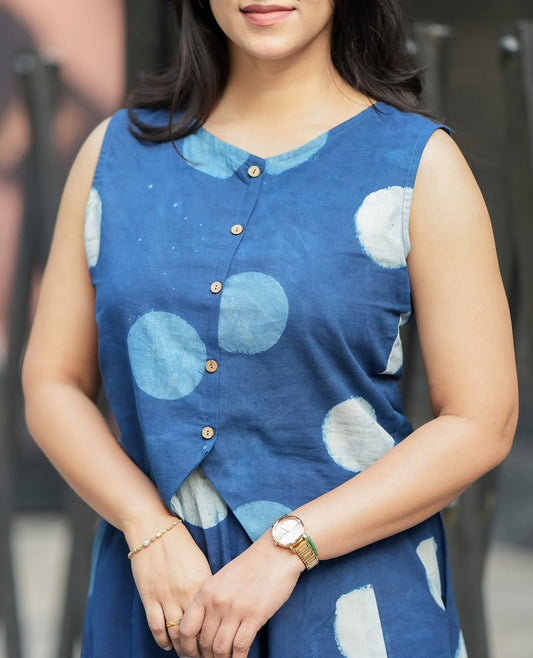 Indigo Printed Sleeveless Top with Flared Skirt Set - Kaarmugizh