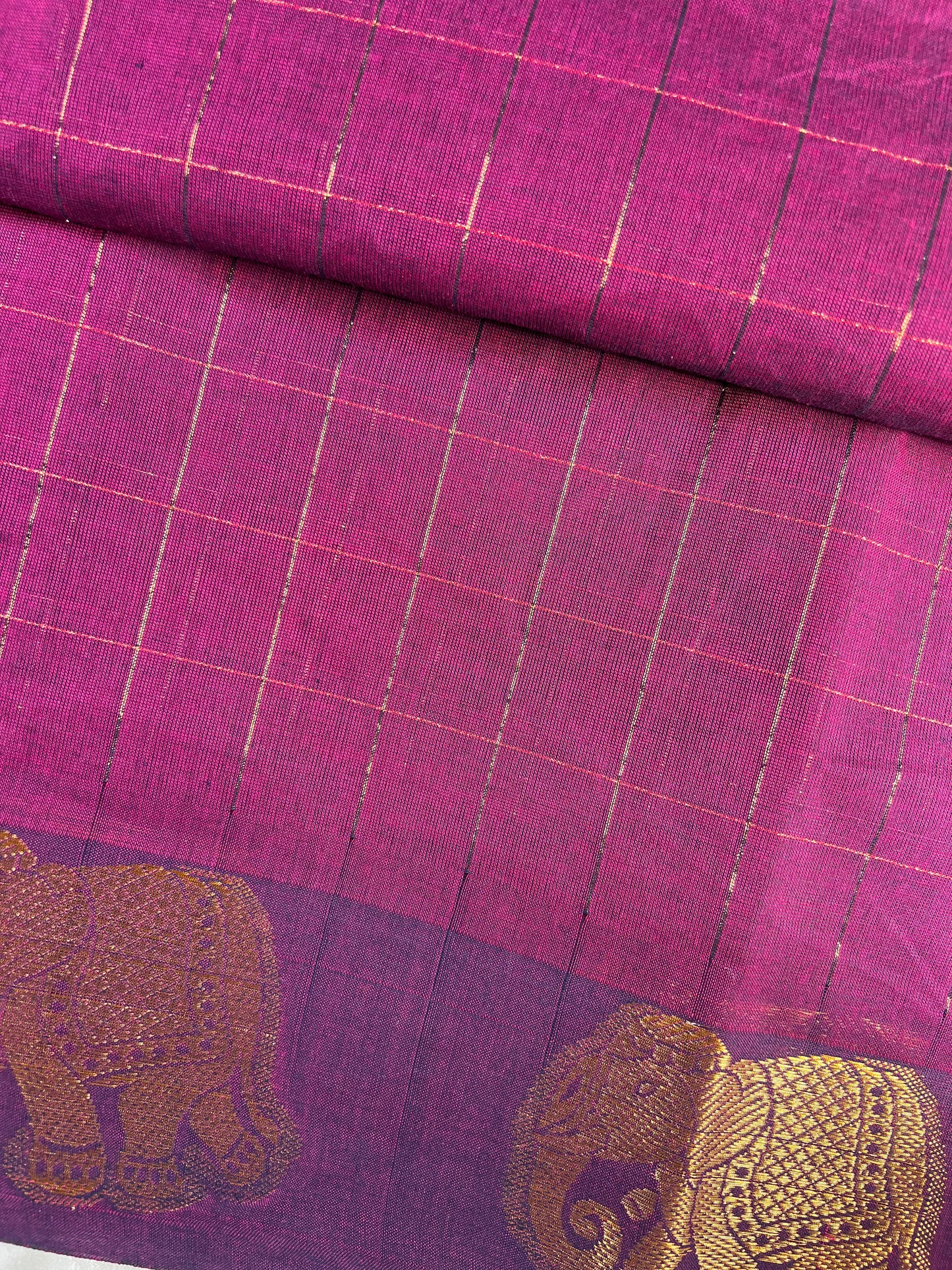 Iraivi checks - Magenta
