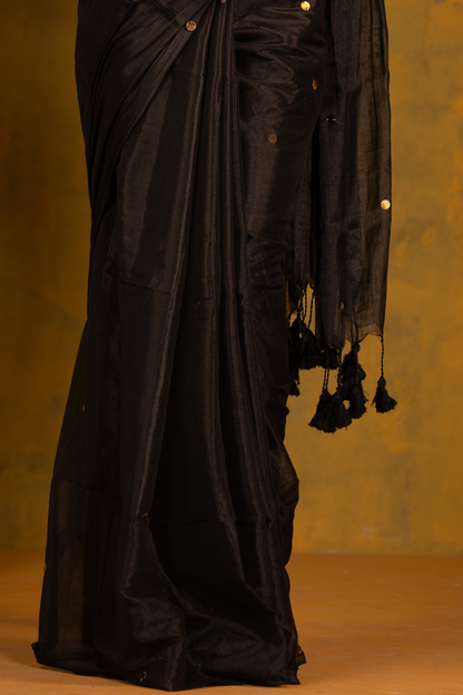 Minimalist - S06 - Kaarmugizh