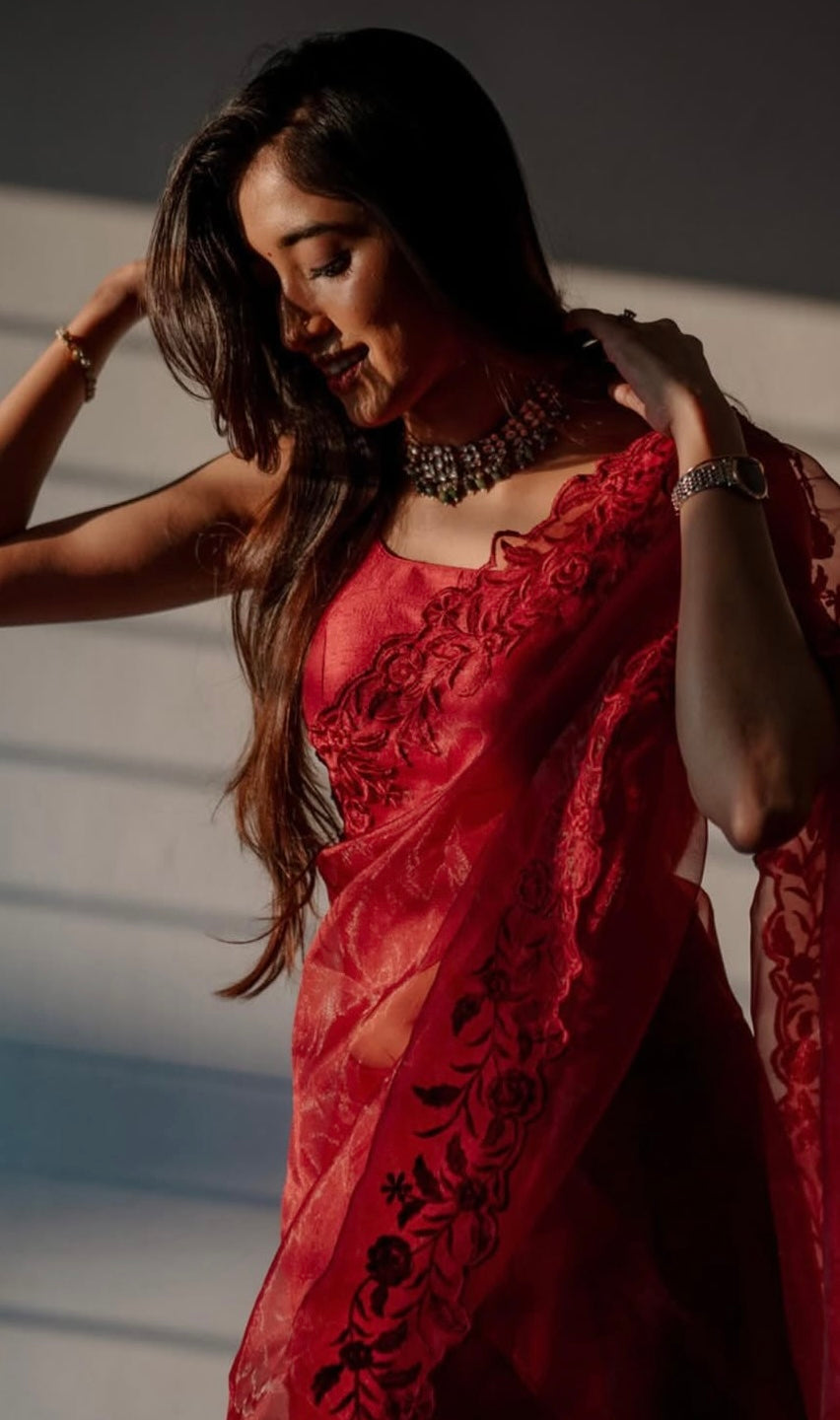Valentine - Red - Kaarmugizh