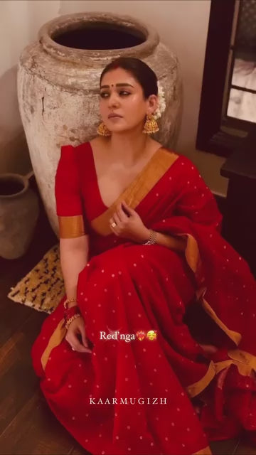 Nayan - Red