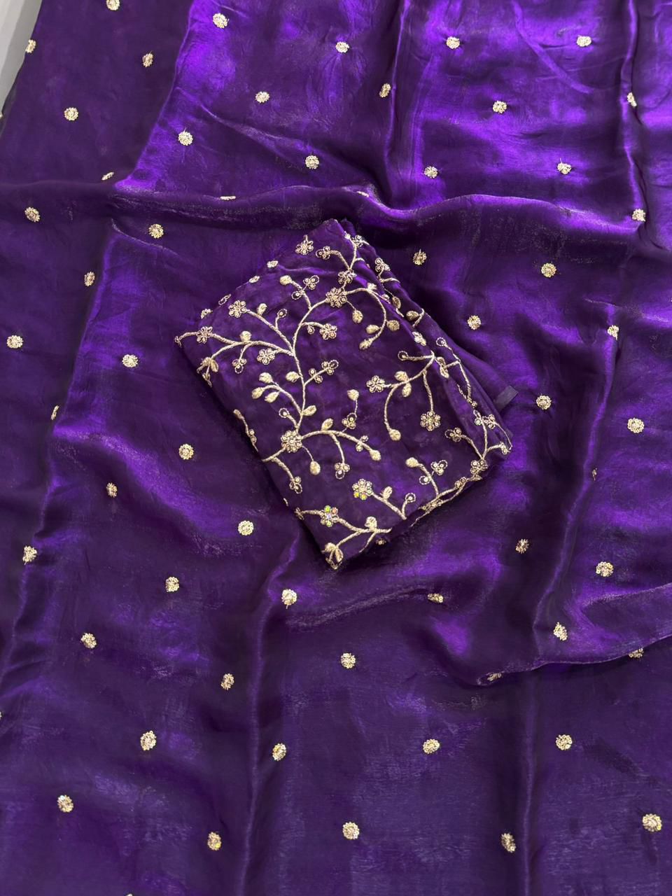 Sarah - Violet - Kaarmugizh