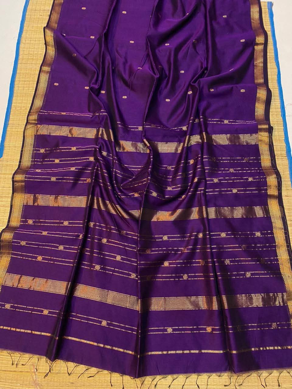 Nira - Kaarmugizh