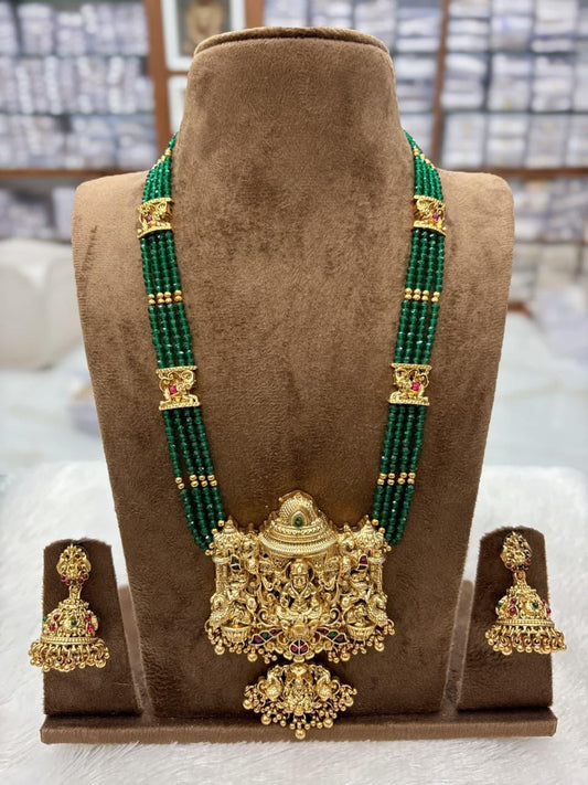 Antique necklace - Kaarmugizh