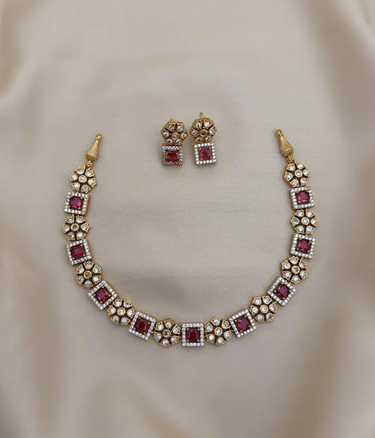 Diamond look choker - Kaarmugizh