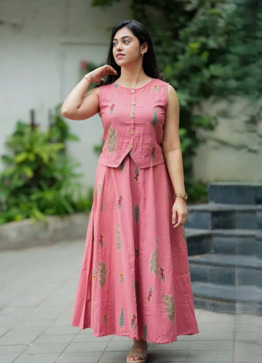 Pink Printed Sleeveless Top with Flared Skirt Set - Kaarmugizh