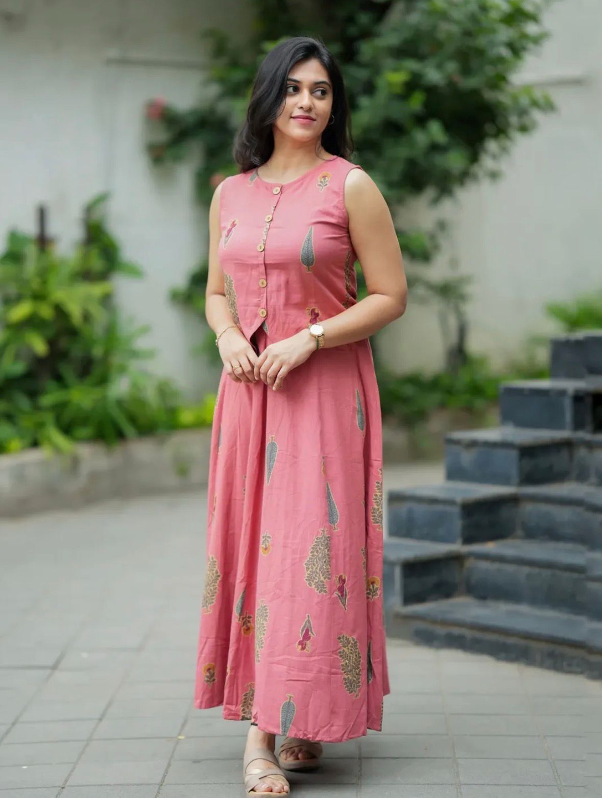 Pink Printed Sleeveless Top with Flared Skirt Set - Kaarmugizh